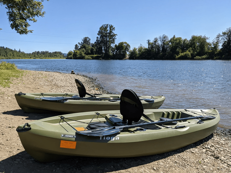 A Willamette River Experience Kayaking from The Independence Hotel to