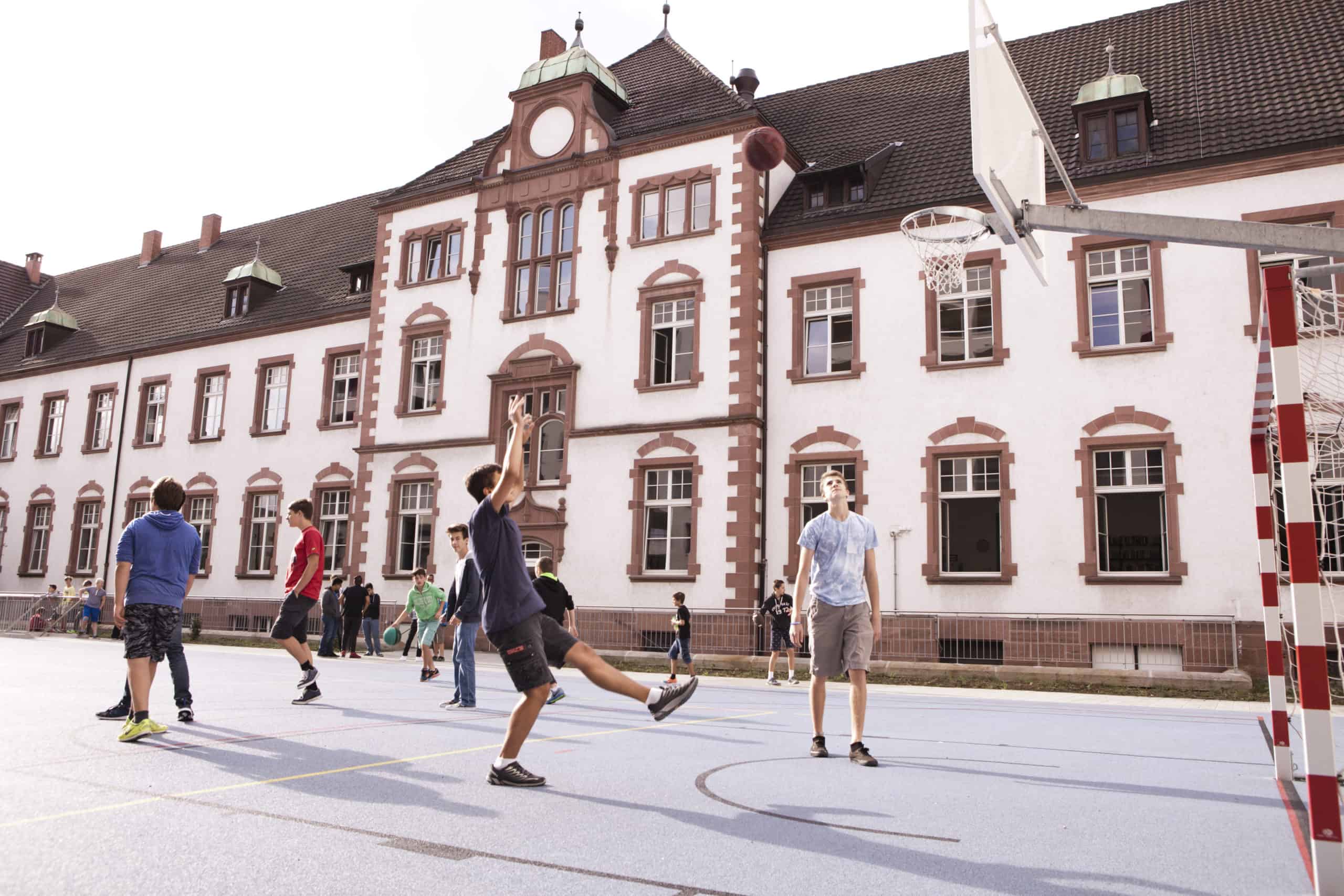 SIS Swiss International School (Basel) Switzerland