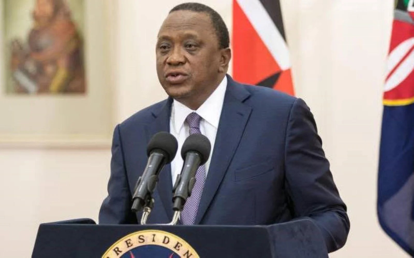 President Uhuru Kenyatta Salary Per Month / How much Uhuru, Ruto will