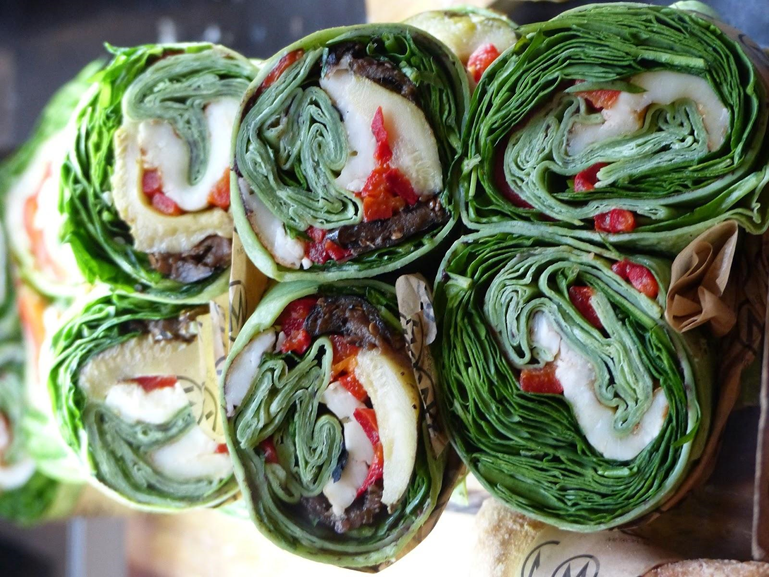 How To Make Collard Green Wraps With Broccoli Sprouts The In Trive