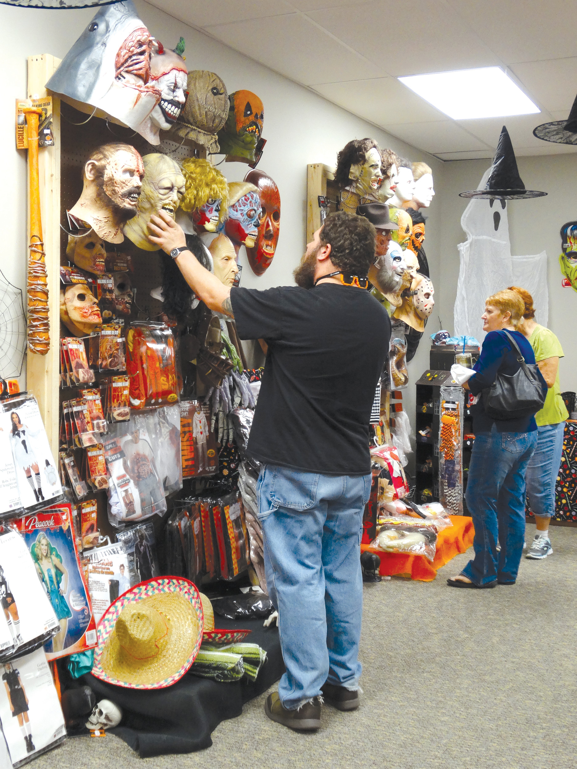 Local Halloween shop has something for horror aficionados, fall