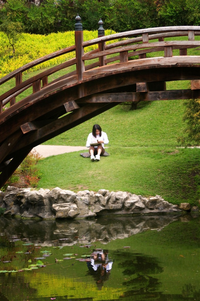 Artist Under Bridge jigsaw puzzle in Bridges puzzles on