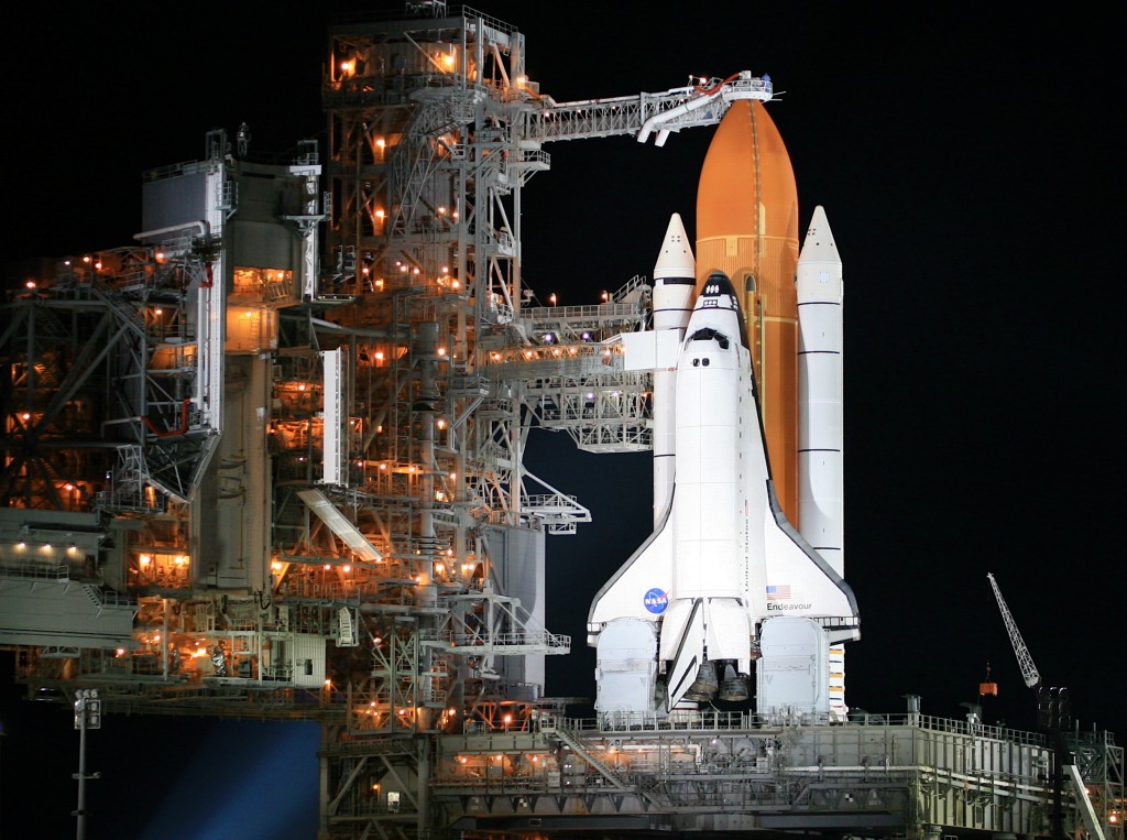 Space Shuttle Endeavour jigsaw puzzle in Puzzle of the Day puzzles on