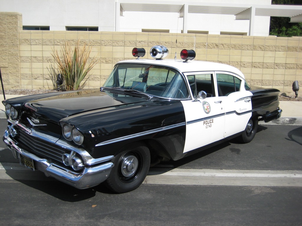 LAPD Classic Cruiser jigsaw puzzle in Cars & Bikes puzzles on