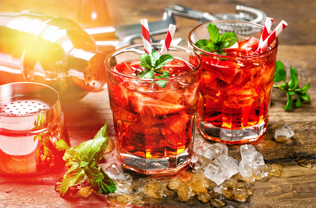 Strawberry Cocktail jigsaw puzzle in Food & Bakery puzzles on