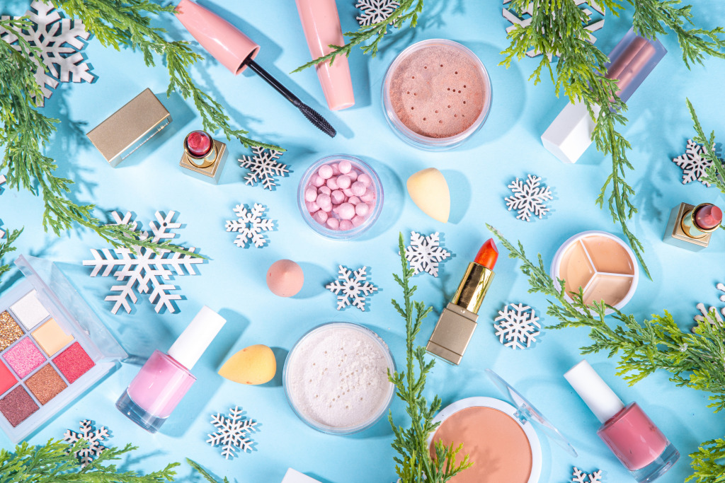 Winter Makeup Set jigsaw puzzle in Macro puzzles on