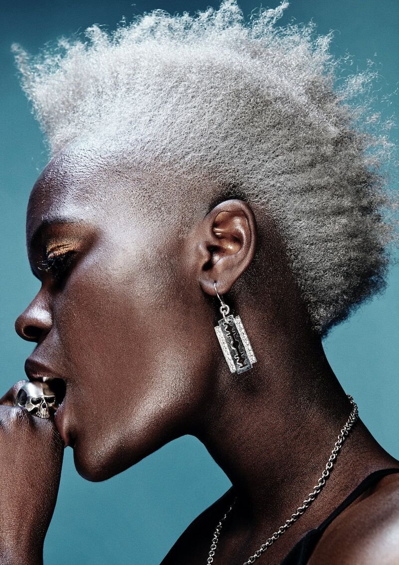 AHFA19 FINALIST ARTISTIC TEAM, HOT SHOTS TEAM THE JOURNAL MAG