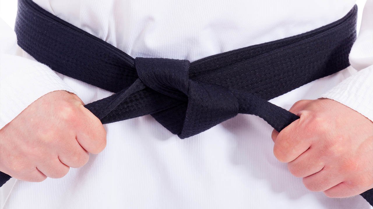 How to Tie a Karate Belt Step by Step
