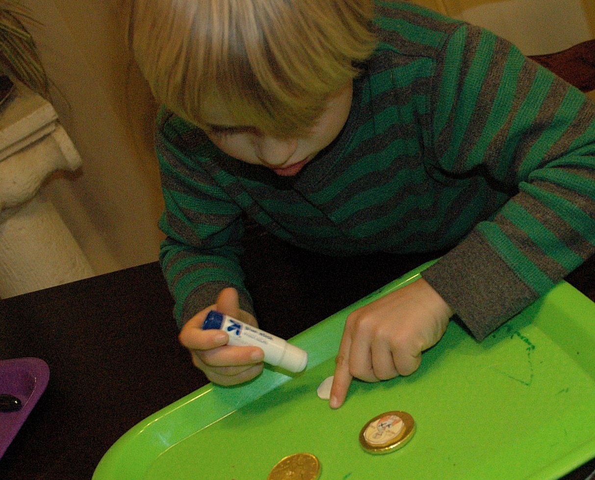 Easy Peasy Saint Nicholas Crafts for Catholic Preschoolers