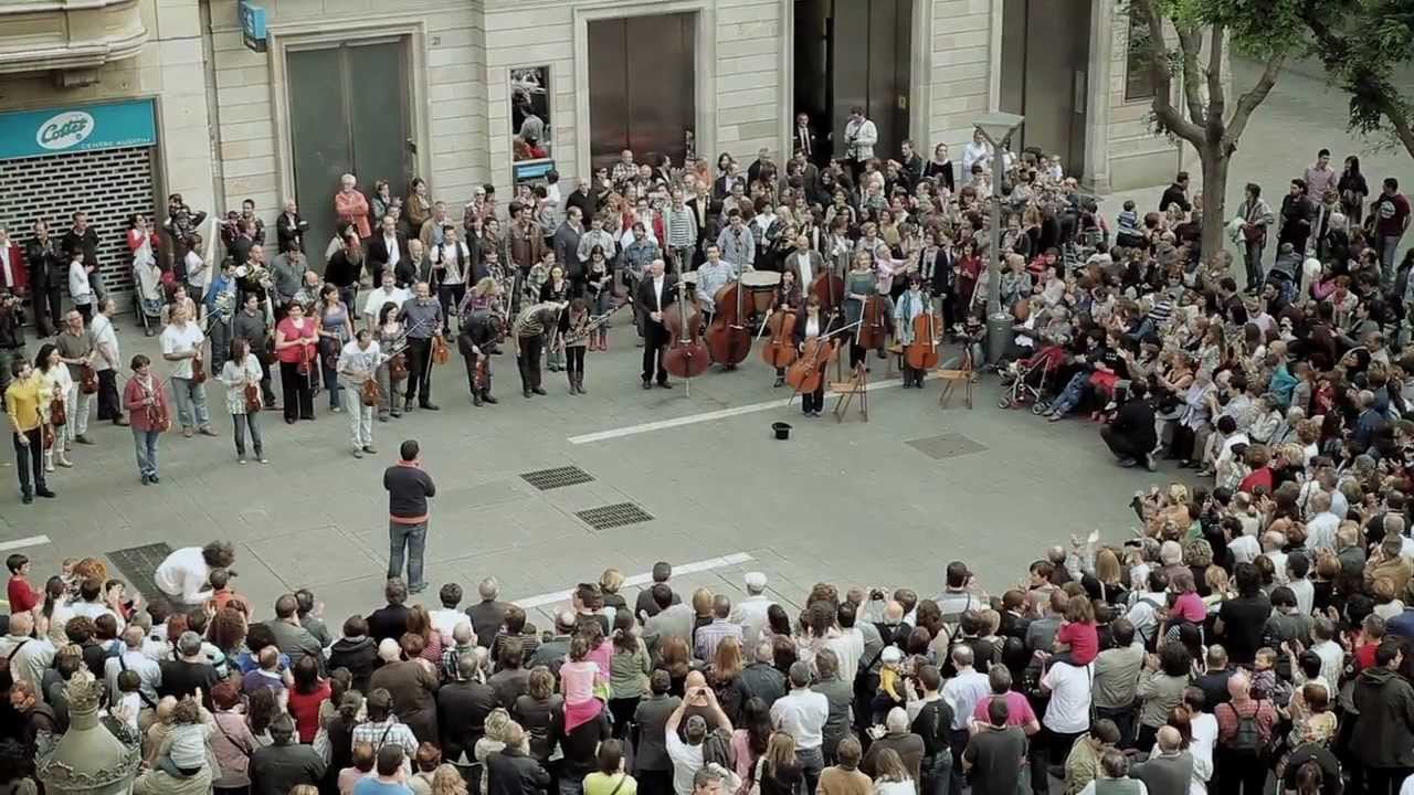 Beethoven's Ode To Joy (A Sort Of Flashmob) | The Kid Should See This 720_x_1280_jpg