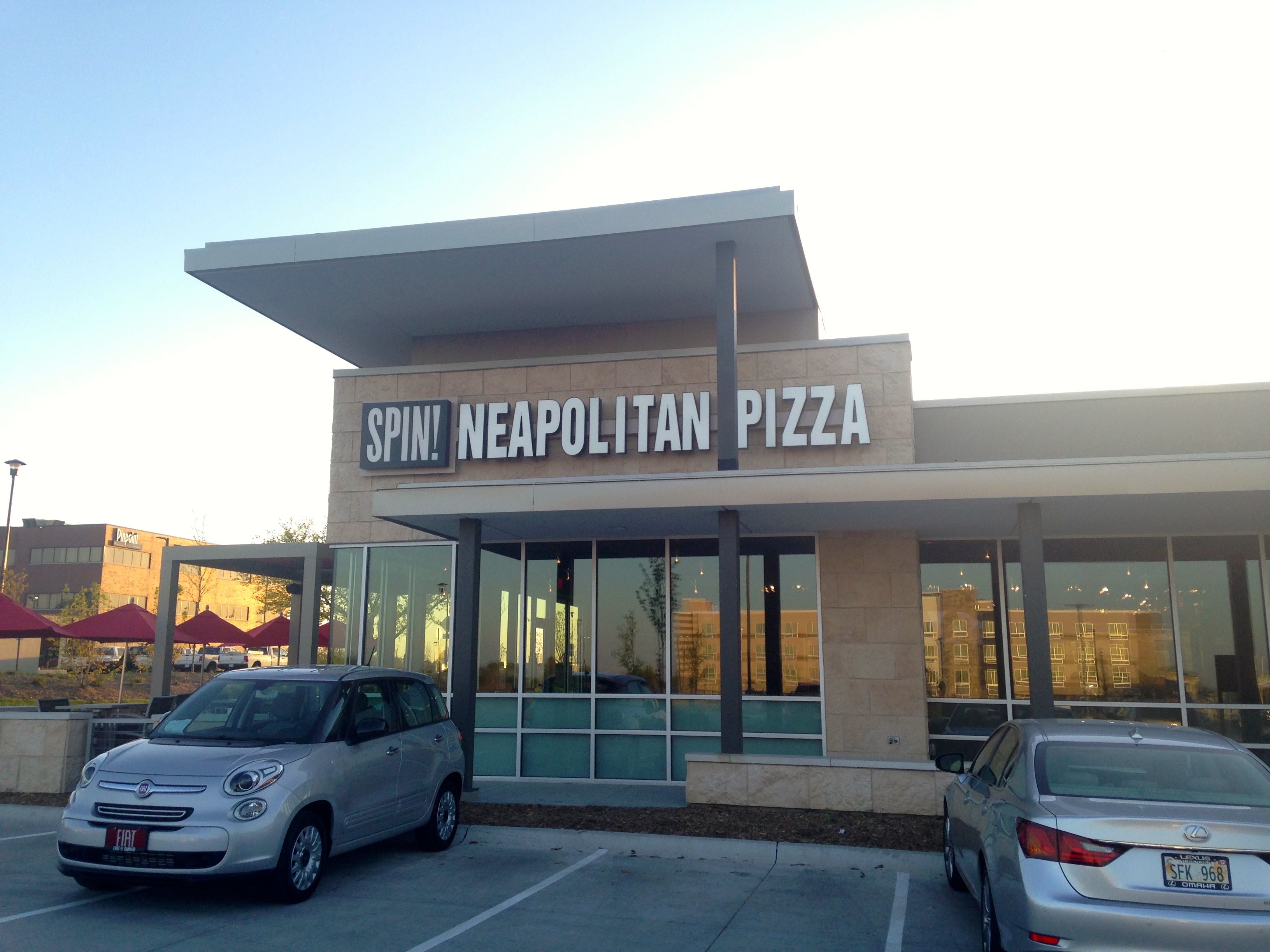 Omaha Eats SPIN! Neapolitan Pizza