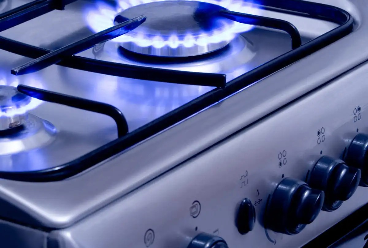 Gas Oven Makes Puffing Sound? 9 Reasons Why