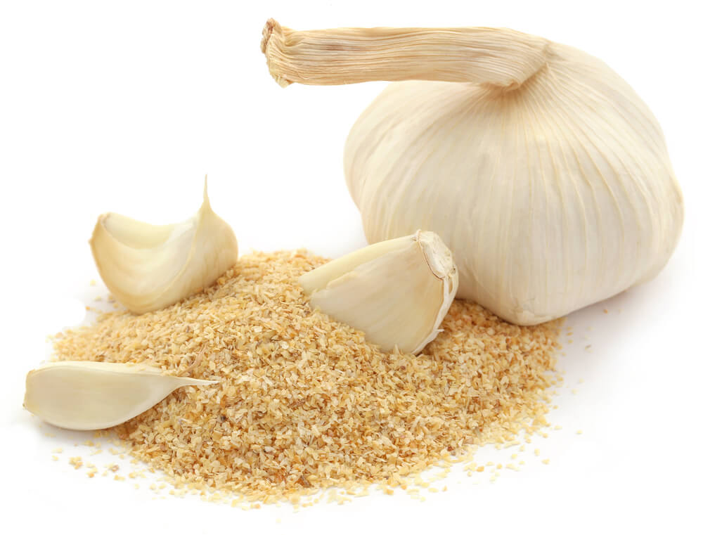 How to Substitute Garlic Powder for Minced Garlic