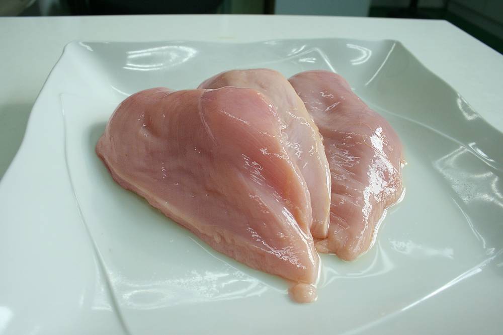 How Many Chicken Breasts In A Pound? The Kitchen Pro Tech