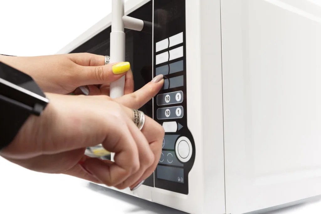 What Is The Microwave Safe Symbol? The Kitchen Pro Tech