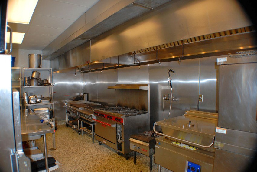 Buying Commercial Kitchen Supplies According To Your Cooking Needs