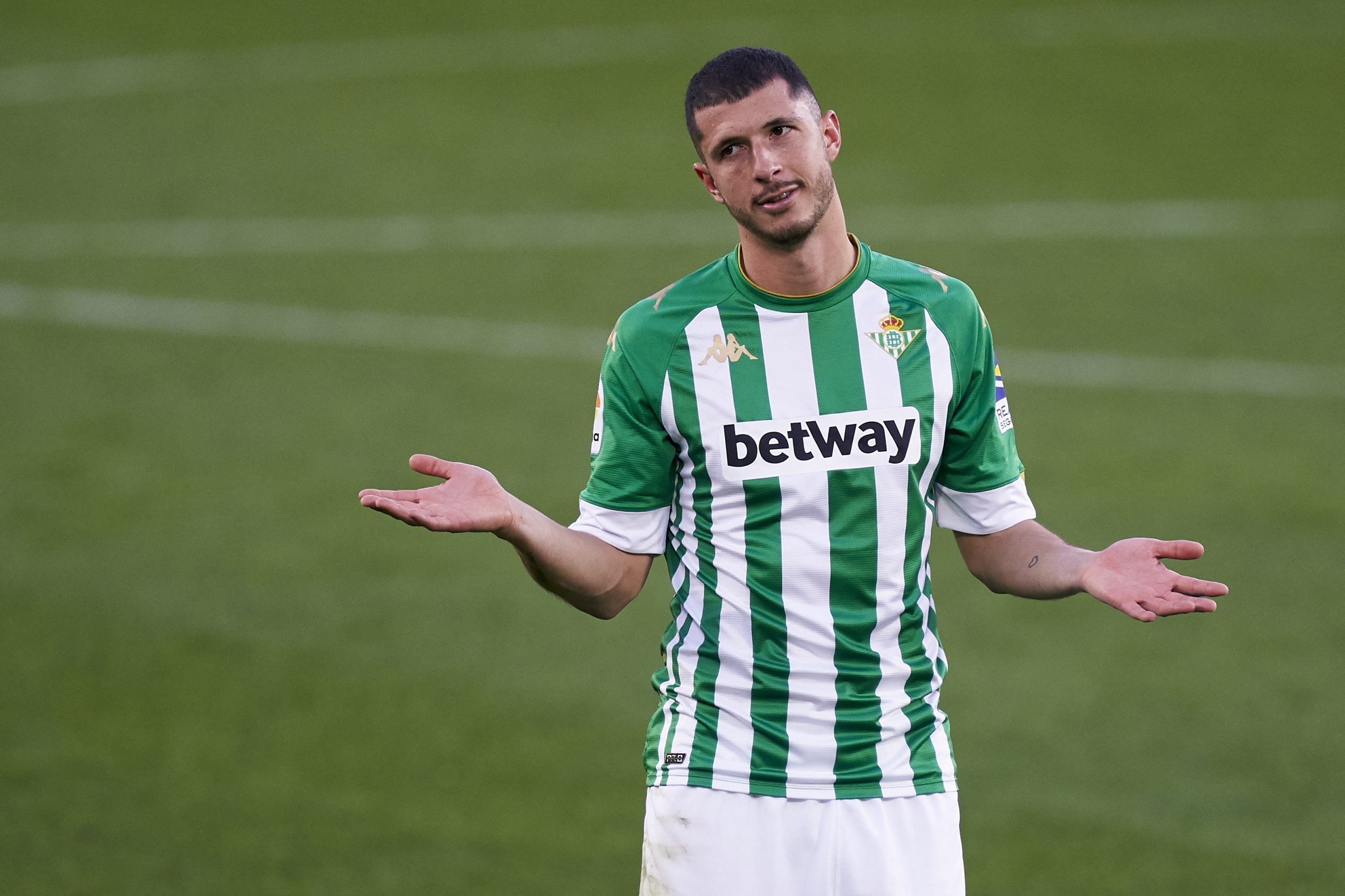 Liverpool set to sign Real Betis' Guido Rodriguez on the cheap