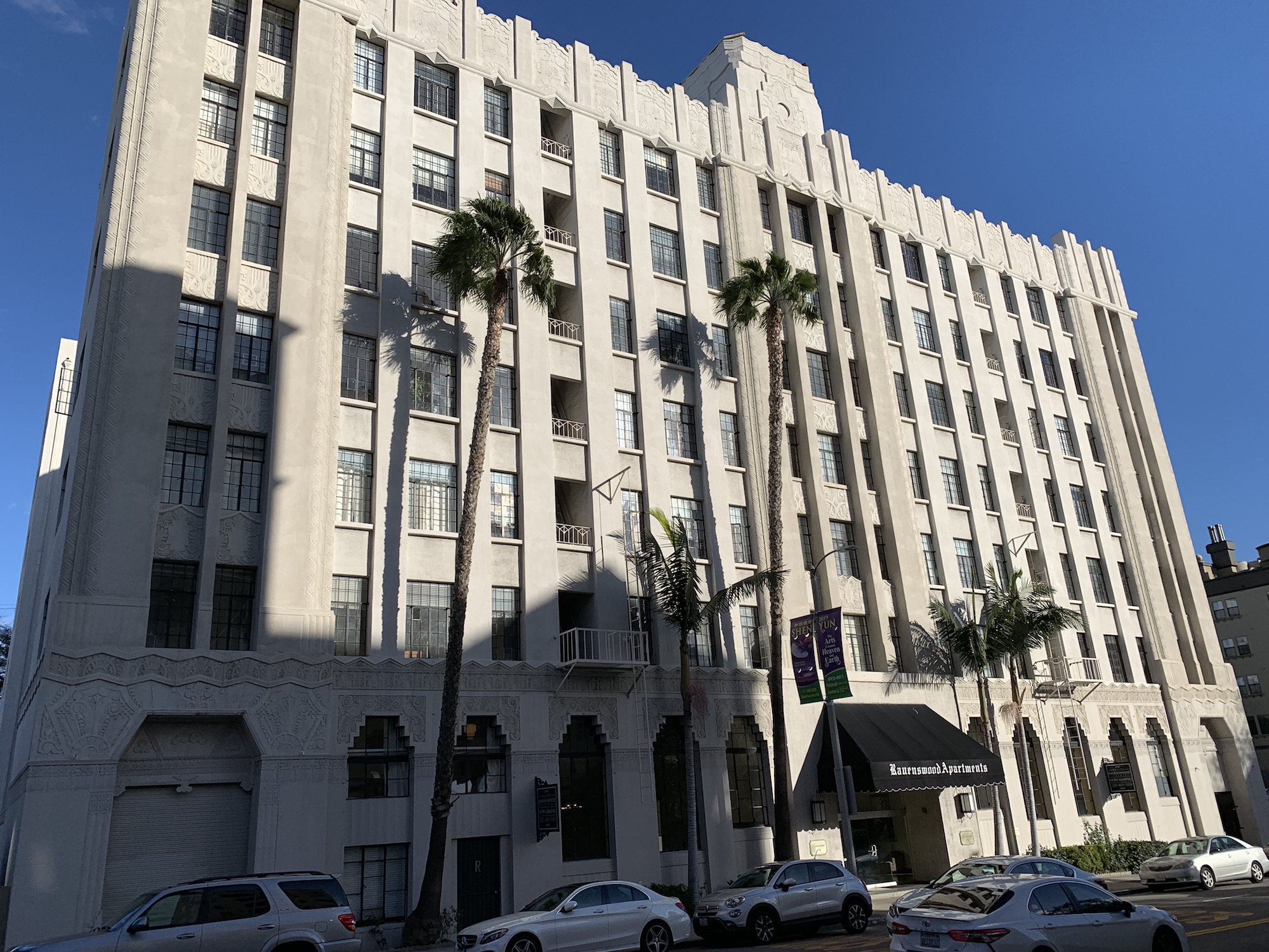 RAVENSWOOD The Kor Group