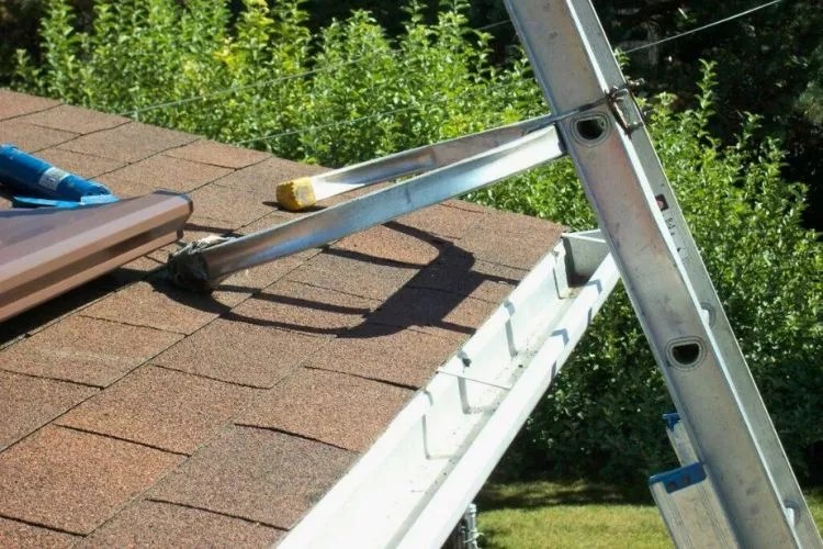 Can You Lean Ladder Against Gutter? (My Best Take)