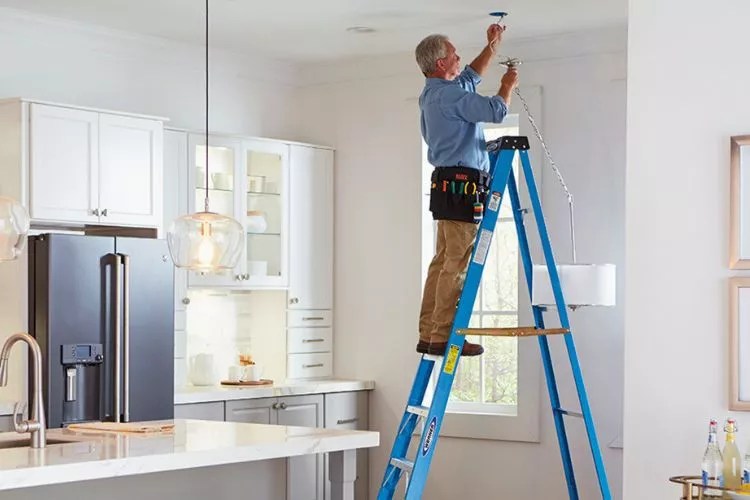 Does Home Depot Rent Ladders? (An Accurate Guide)