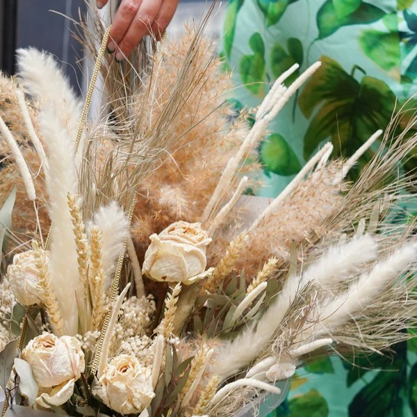 How To Make A Dried Flower Arrangement For Wedding Arch Best Flower Site