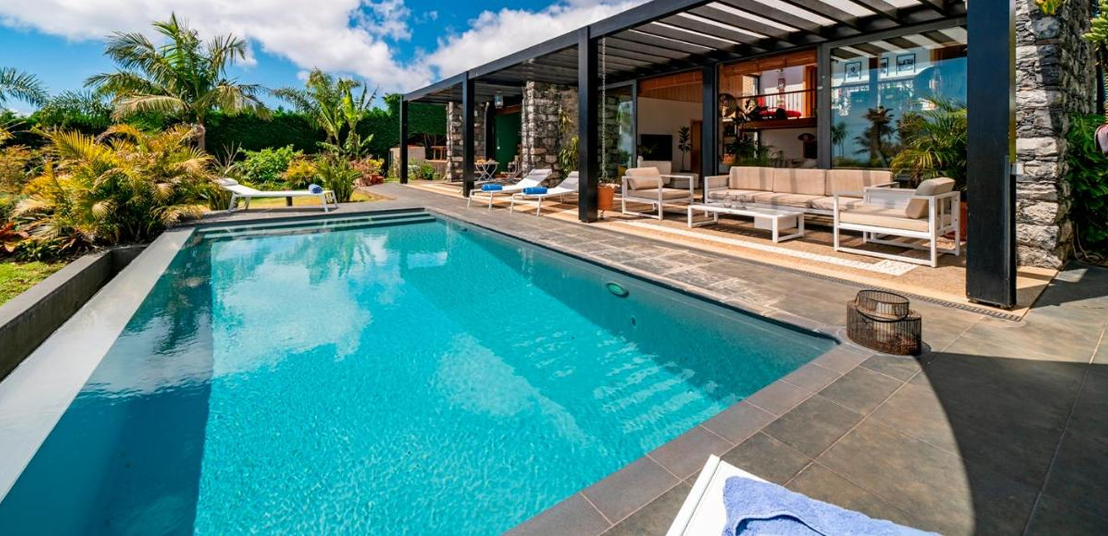 Las Vegas Pool Cleaning and Repair Services Quality pool service, repair and maintenance