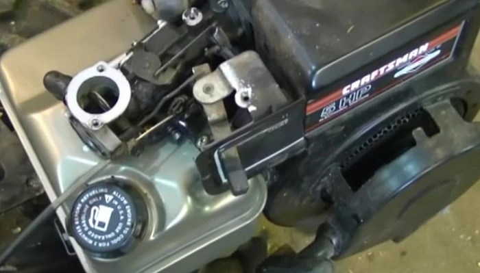 Briggs and Stratton Governor Linkage Diagrams - TheLawnWhiz