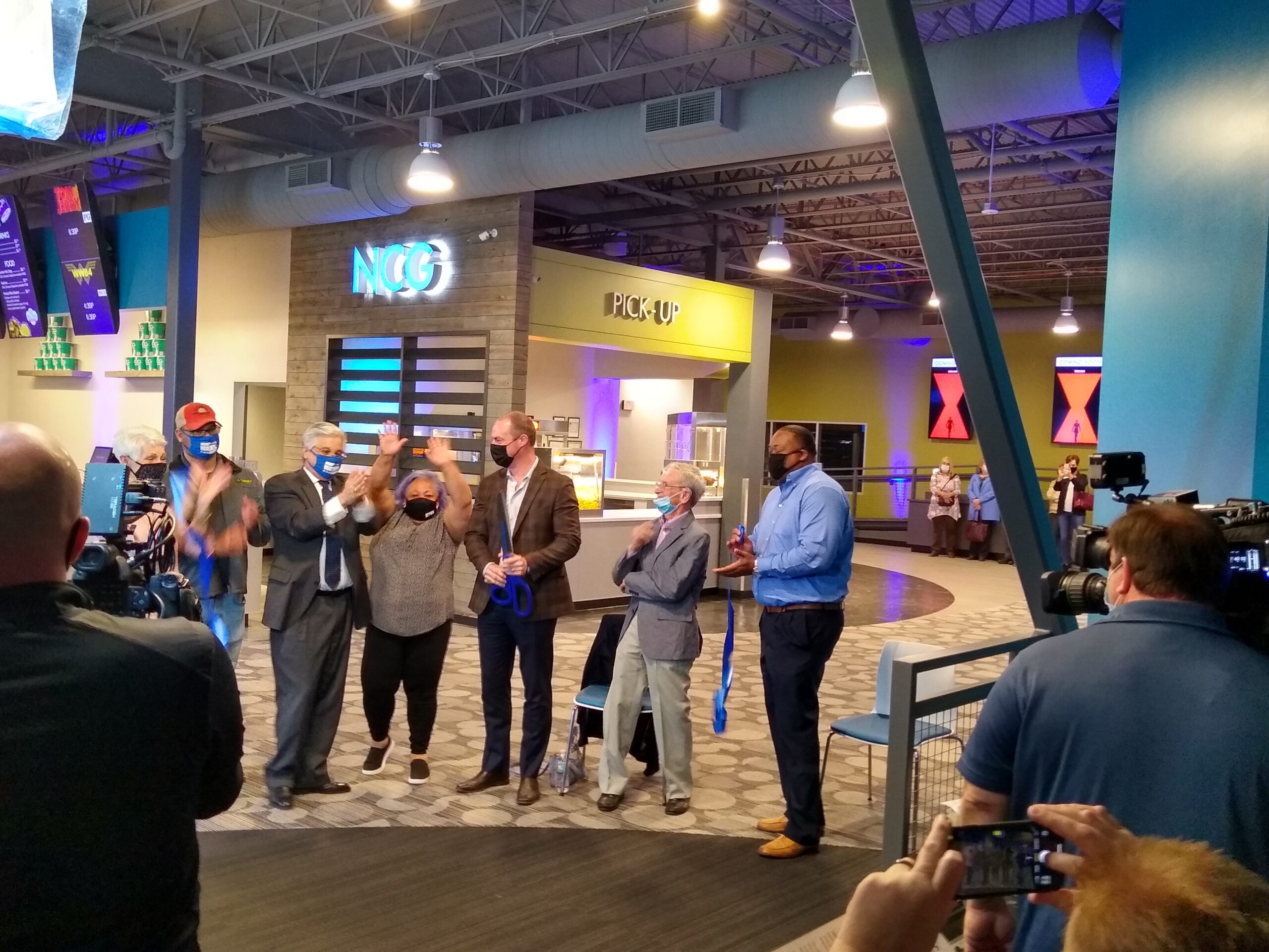 alton movie theater in mall Margarete Pace