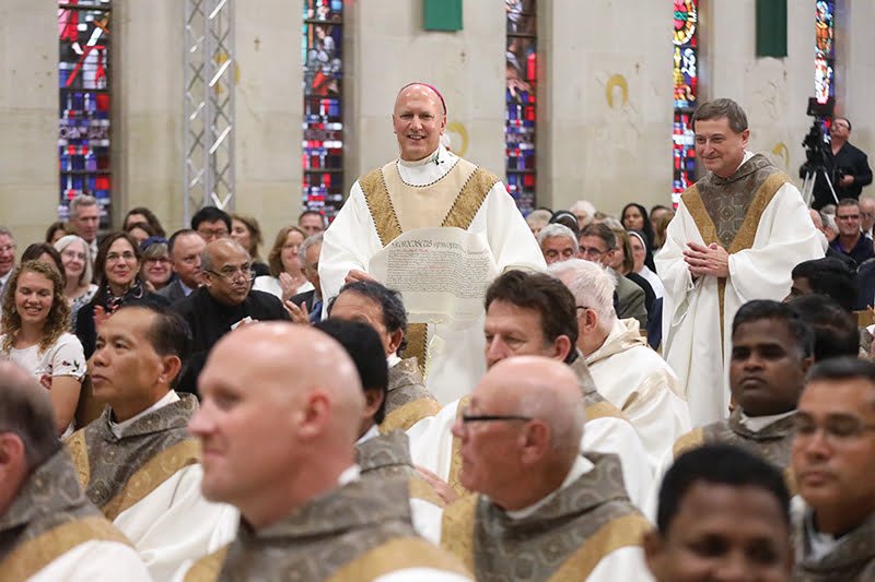 Msgr. Gerald Vincke ordained and installed as 12th of Salina