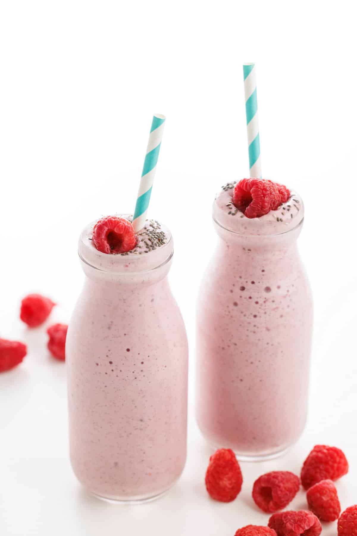 Banana Raspberry Chia Smoothie The Lemon Bowl®