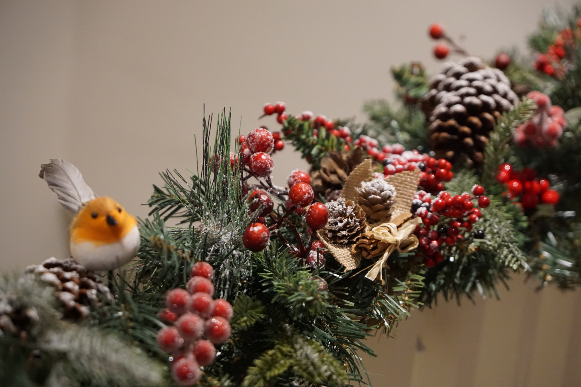 How To Make A Christmas Garland On A Budget
