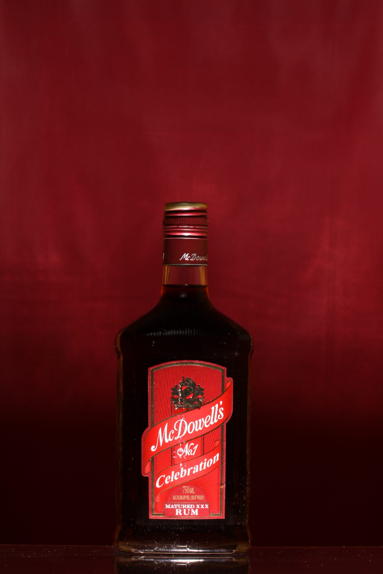 McDOWELL'S No.1 CELEBRATION The Liquor Collection