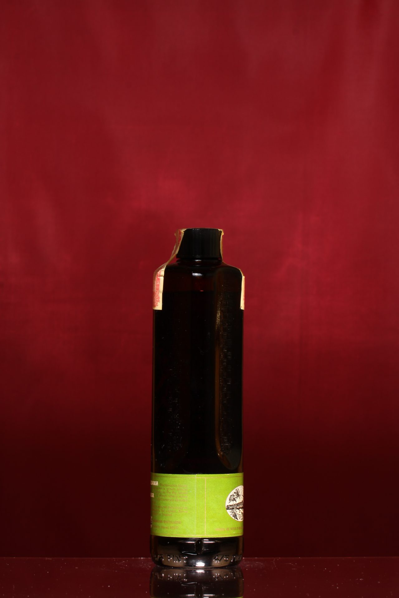 HAWAIIAN MACADAMIA NUT LIQUEUR The Liquor Collection