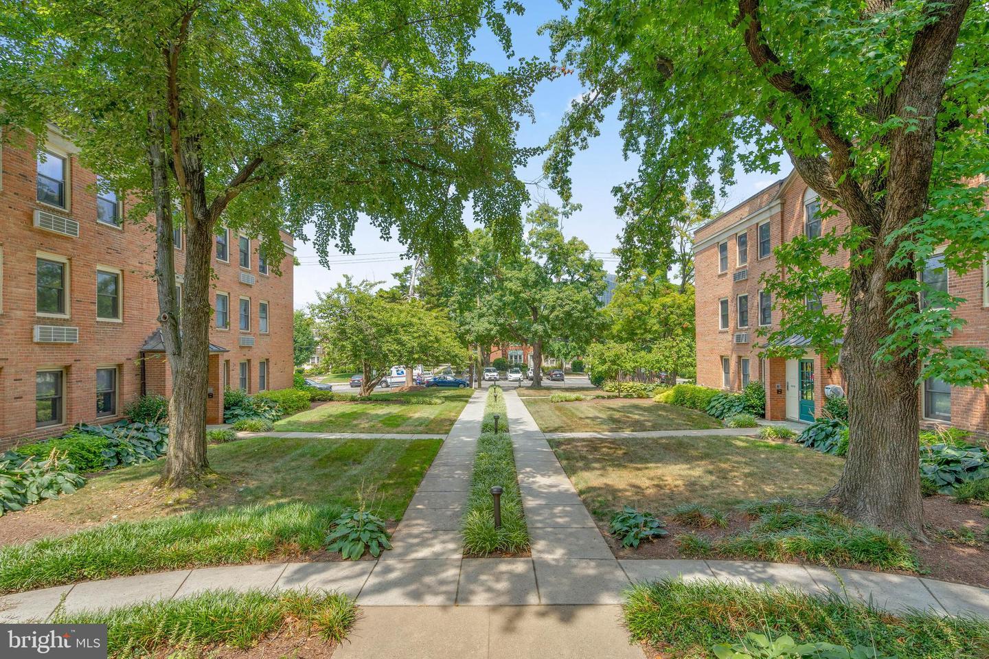 Chevy Chase Park Condos The Lise Howe Group