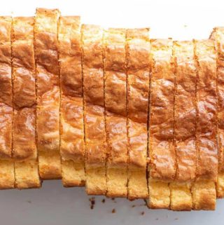 Top view of a sliced loaf low carb soul bread