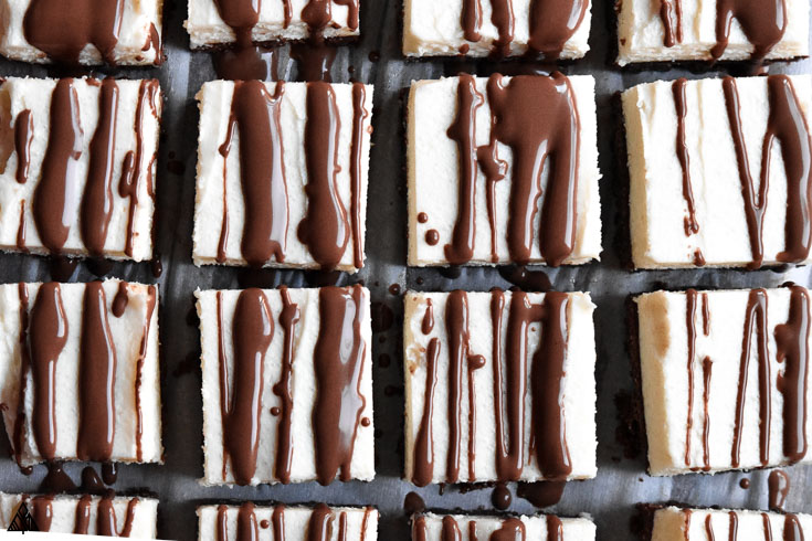 Decadent dreamy rich and creamy cheesecake fat bombs are simple wholesome nutrition that taste like dessert. #lowcarbcheesecakefatbombs #cheesecakefatbombs Closer look of cheesecake fat bombs from the top