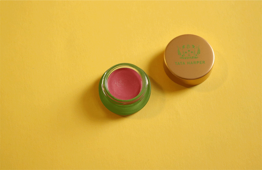 クリームで仕上げるチークに夢中！