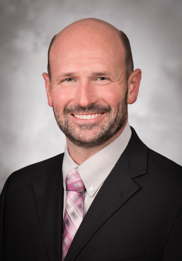 Trinity Health orthopedic surgeon takes on hip and knee pain The