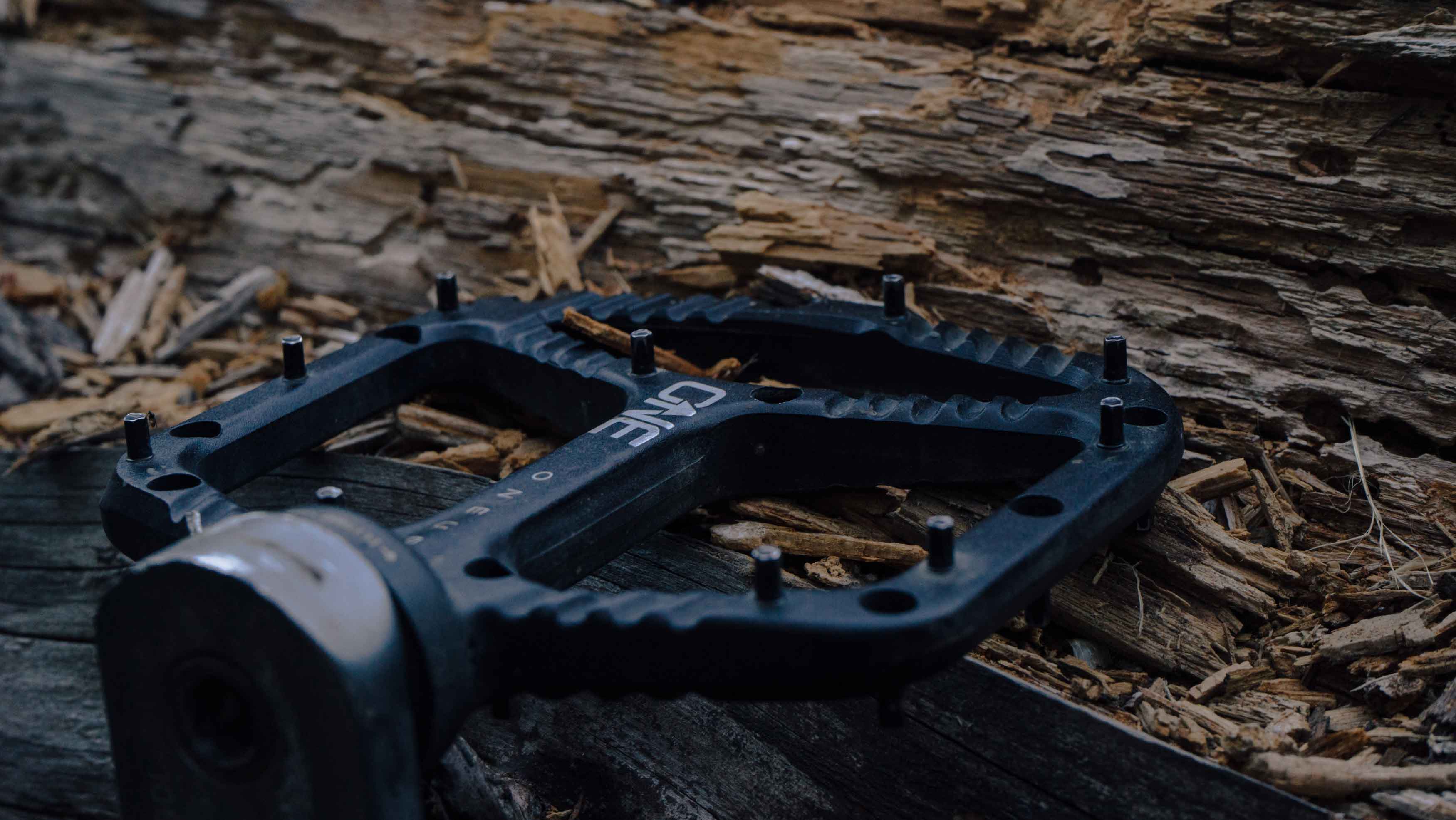 Review One Up Aluminum Flat Pedals The Loam Wolf