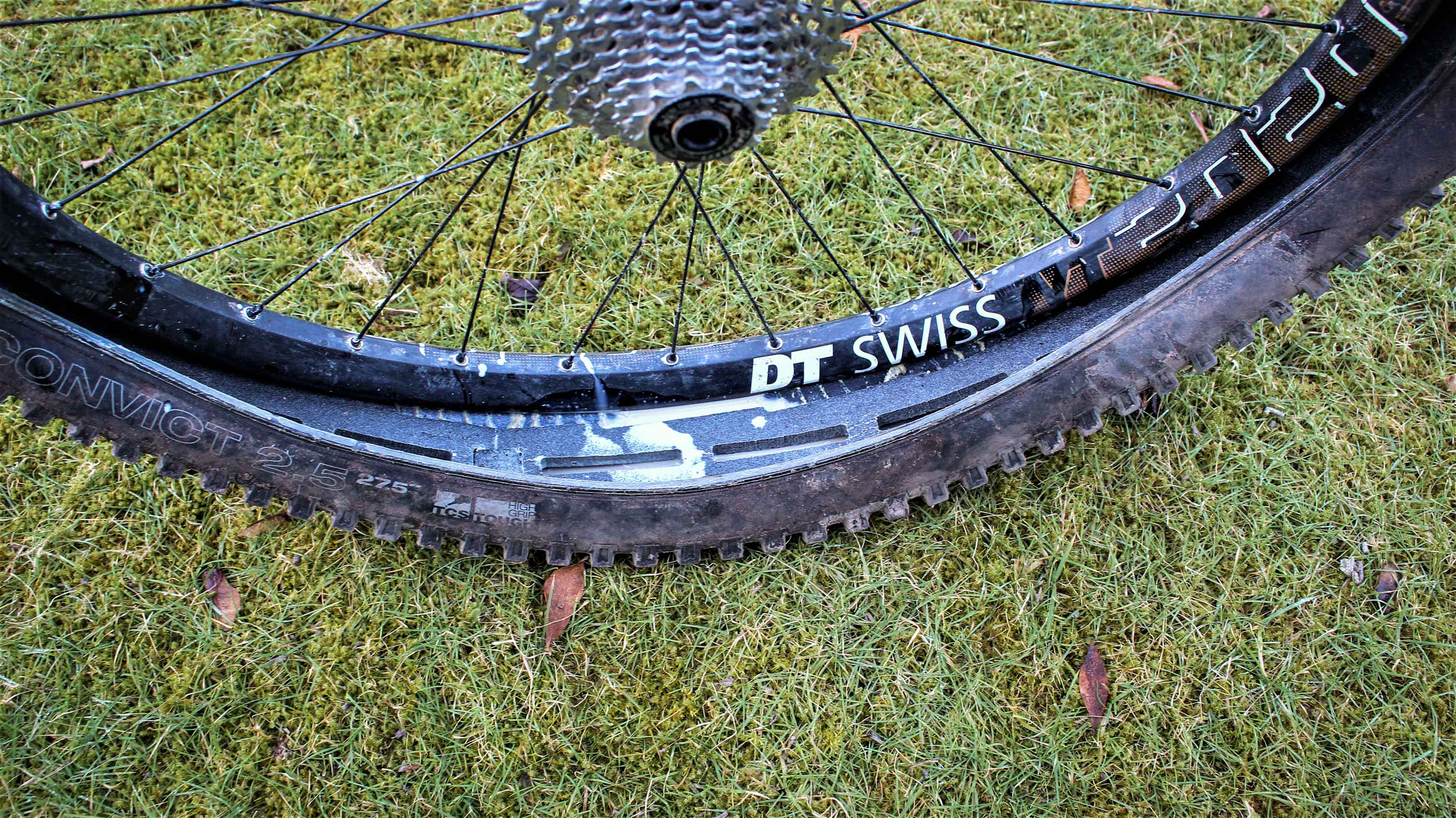 Huck Norris Foam MTB Tire Insert Review. The Best Flat Prevention Around?