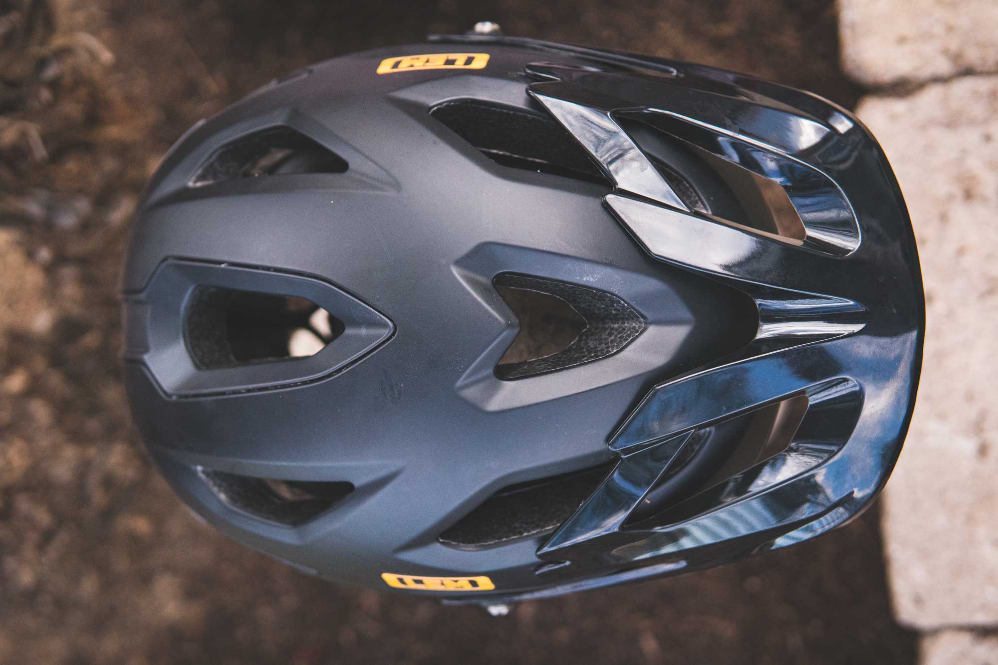 Review LEM Flow Mountain Bike Helmet LaptrinhX / News