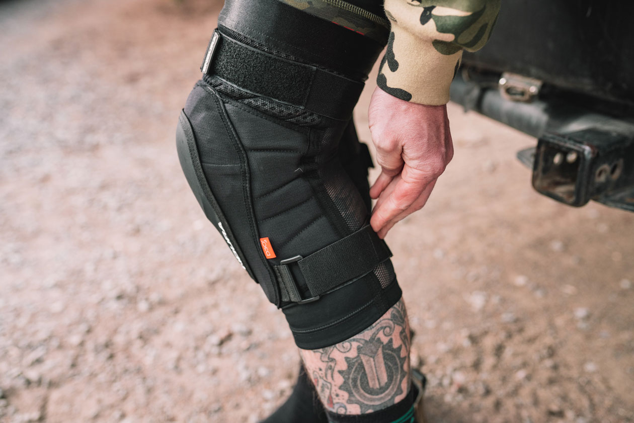 Review Endura MT500 Knee Pads The Loam Wolf