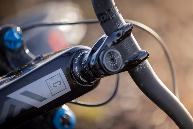 Review: Nukeproof Mega V4 290 Carbon Elite | The Loam Wolf