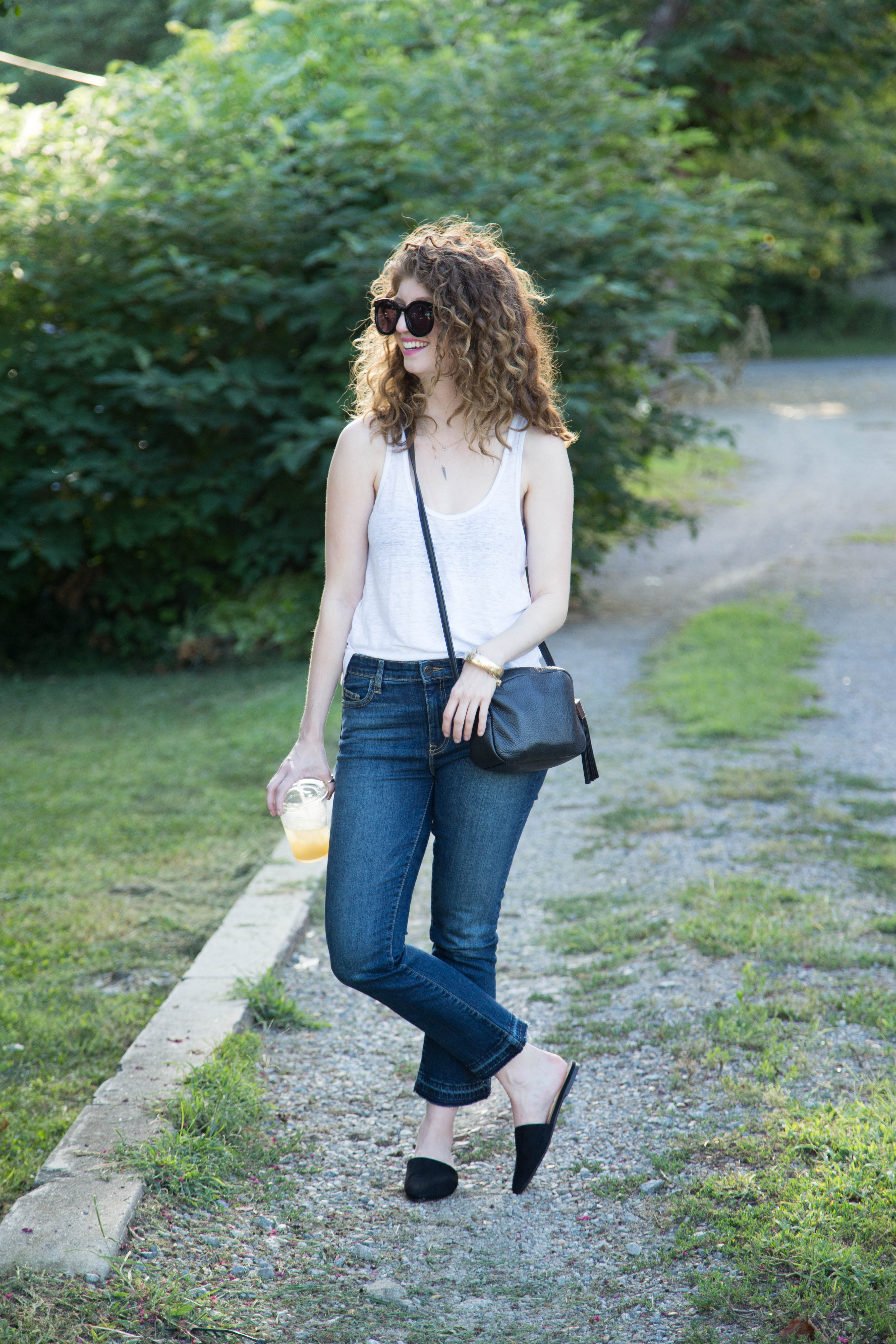 How to wear Kick Crop Flare Jeans in the Fall with tank & slides