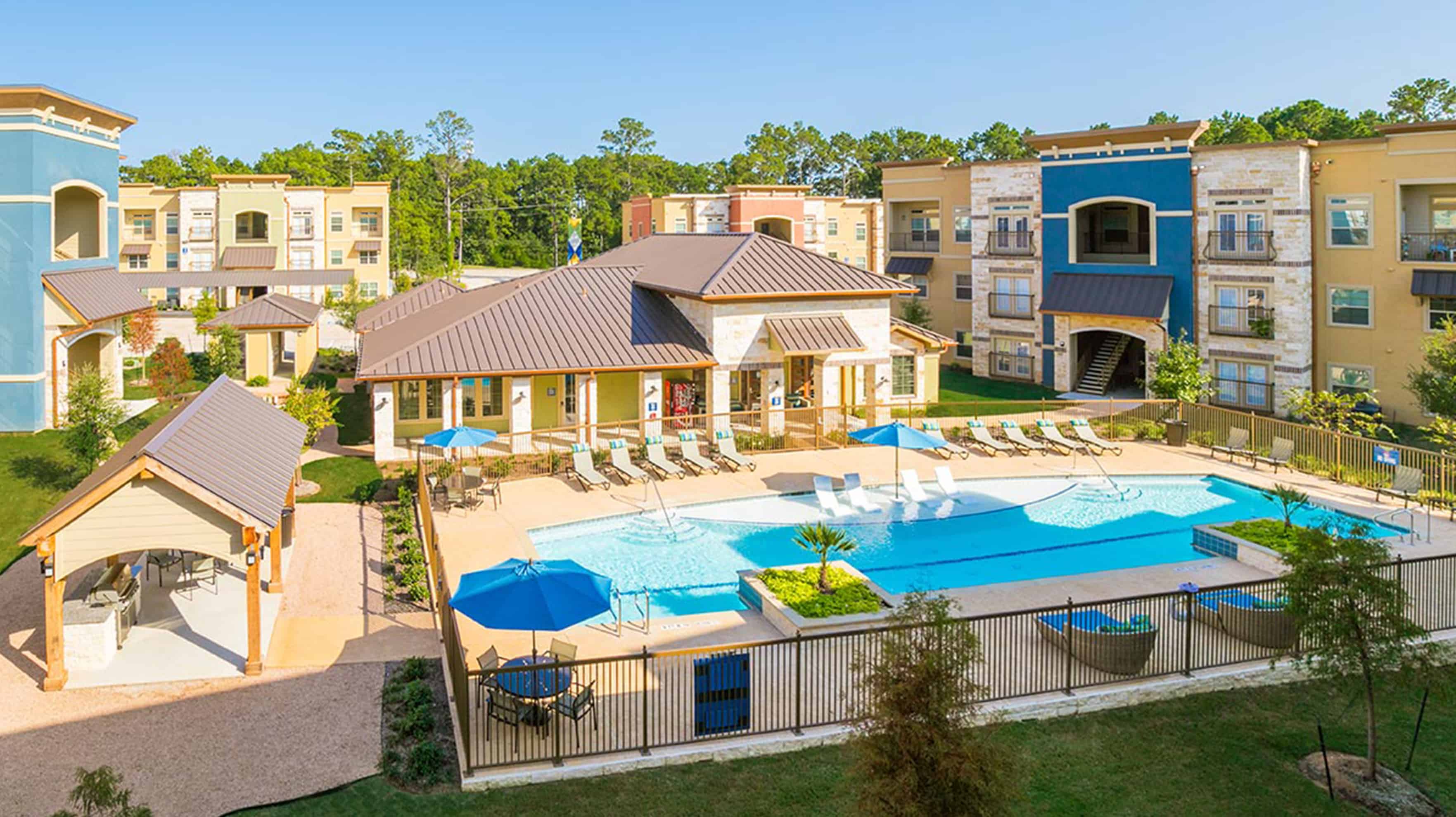 Photos The Loop Apartments