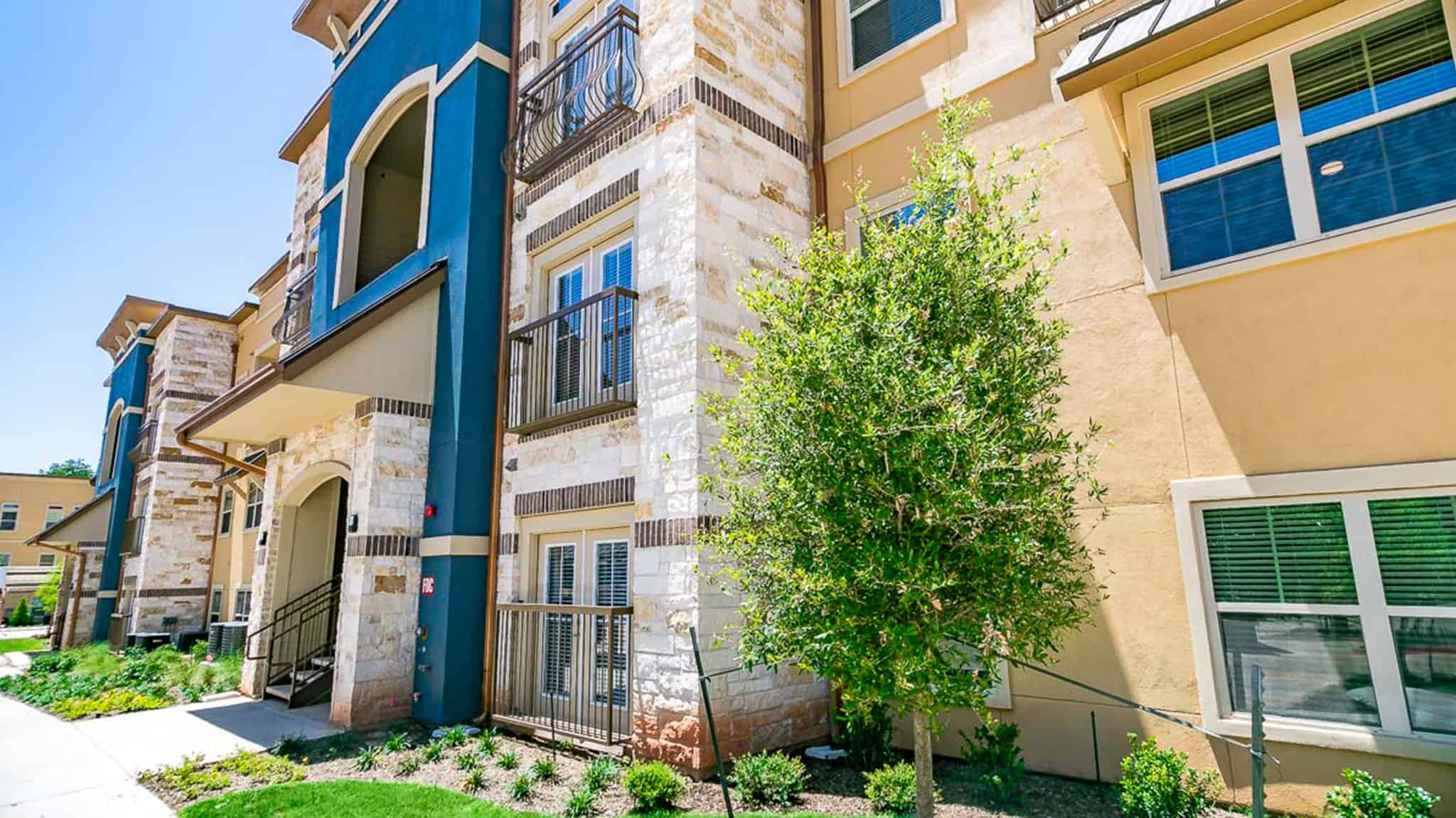 Photos The Loop Apartments