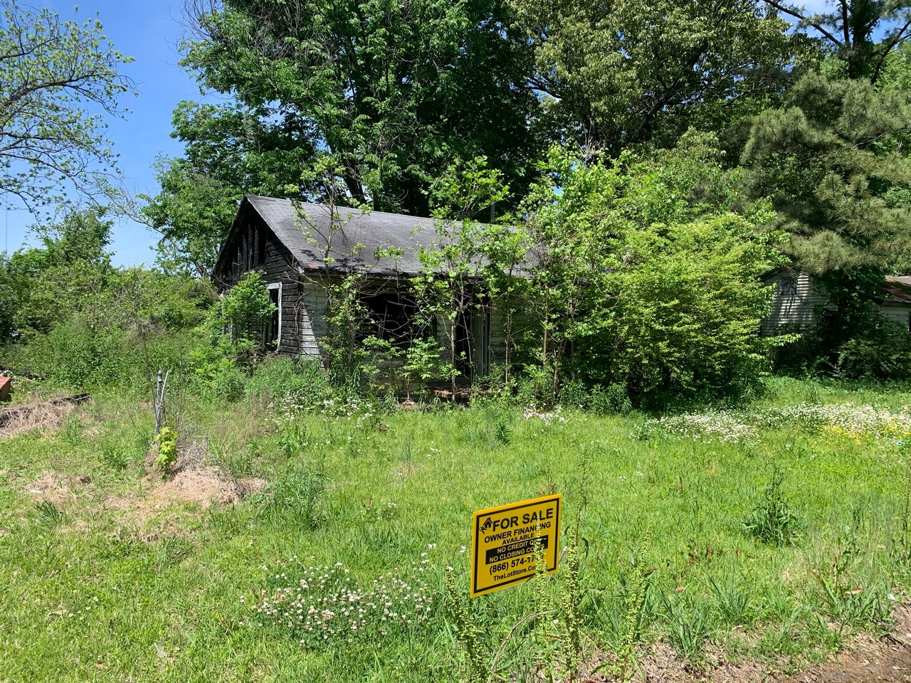 533 Alice, West Helena, AR 72390 For Sale The Lot Store