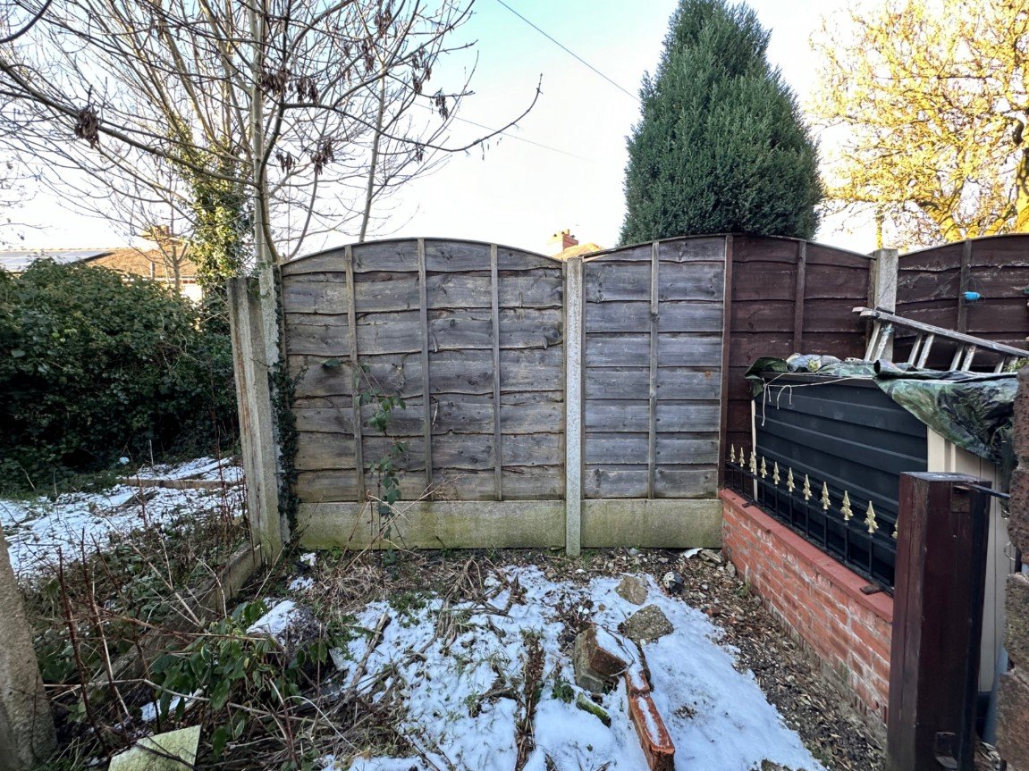 Street, Hyde Lynks Estate Agents