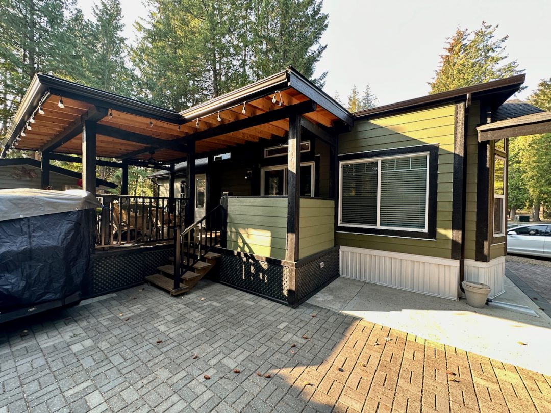 Recreational Property For Sale Caravans West, Scotch Creek By The Macnab's Team