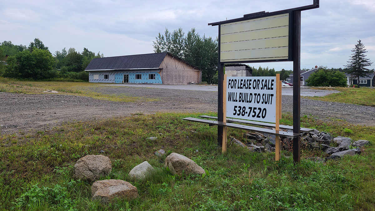 The Maine Land Store Where Your Own Piece Of Maine Is Waiting For You.